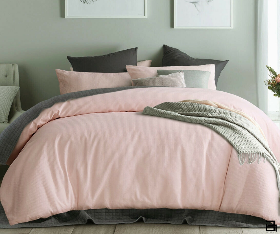 HOW TO PUT ON A QUILT COVER? - Bedding Republic