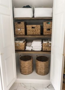 organising linen closet